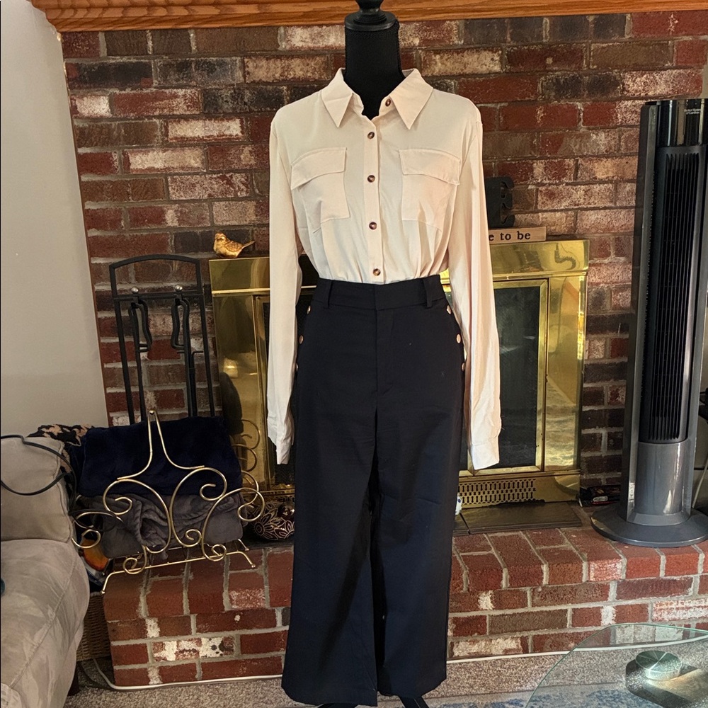 Ann Taylor Women's Black High-Waisted Pants & beige shirt bundle - #B